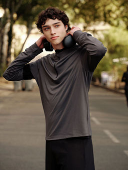 Dik Yaka Uzun Kollu Erkek Spor Ti??rt