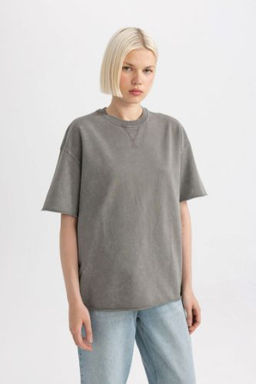 Relax Fit Bisiklet Yaka Soluk Efektli K?sa Kollu Tisort