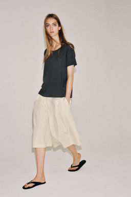 CAMISETA BOLSILLO ALGOD?N / Gris antracita