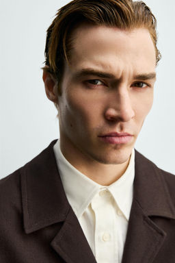 SOBRECAMISA ESTRUCTURA TWILL / Granate