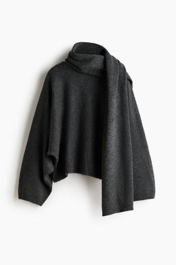 Jersey oversize con detalle de bufanda