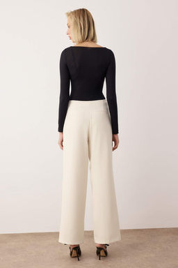 EXCLUSIVE Ozel Koleksiyon Ekru Biye Detayl? Straight/Duz Kesim Pantolon TWOAW26PL00120 - Trendyolmilla фото 5