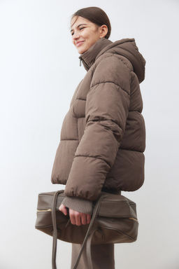 Chaqueta puffy con capucha - H&m фото 3