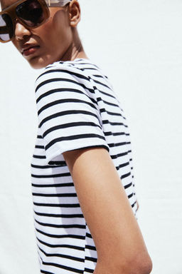 FADED SHORT SLEEVE T-SHIRT - Zara фото 37