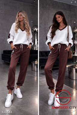 Костюм женский (кофта и штаны)