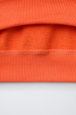 SUDADERA TEXTO BORDADO / Coral rojo - Zara фото 5