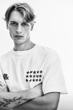 Camiseta con motivo estampado Loose Fit