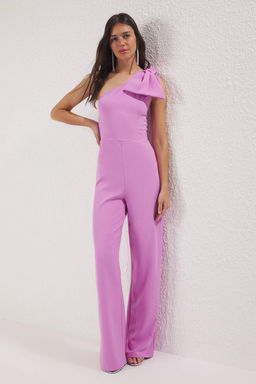 TRENDYOLMILLA Siyah Fiyonk Detayl? Tek Kol Dokuma Tulum TPRSS24TU00010