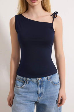 Lacivert Fitted/Vucuda Oturan Asimetrik Yaka Baglama Detayl? Esnek Orme Bluz TWOSS26BZ00078