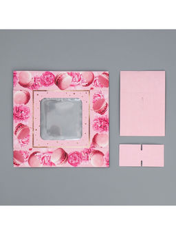 Цена за 5 шт. Коробка для конфет, кондитерская упаковка, 4 ячейки, «Present», 10.5×10.5×3.5 см