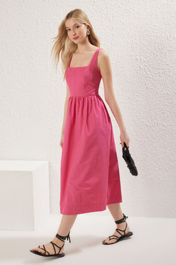 Fusya Belden Ac?lan Midi Korse Dikis Detayl? Midi Dokuma Elbise TWOSS24EL00038