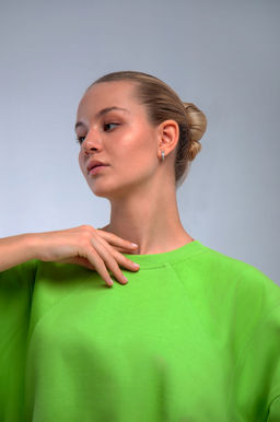 Арт. 15110/1 Свитшот женский укороченный one size (42-50) Цвет:салатовый - Калинка фото 3