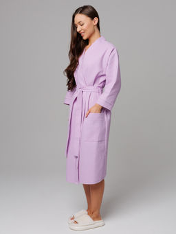 Женский укороченный вафельный халат с планкой сиреневый В-11 (18)