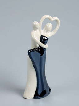 УЦЕНКА Фигурка керамика В объятиях любви, чёрно-белый, 24.6?11.8?6 см