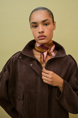 PA?UELO ESTAMPADO VISCOSA 100% / Salm?n