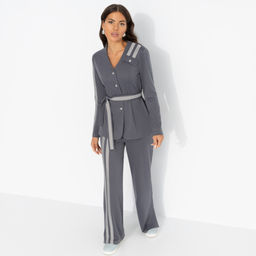 Брючный костюм с лампасами, Личное превосходство (серый, 2 в 1, с поясом) - Charutti фото 3