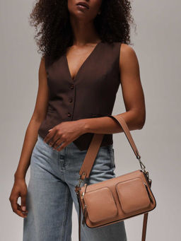 Сумка багет на плечо Deboro 31103 бежевая нуга