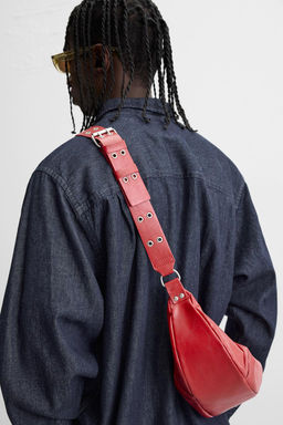 OVAL MESSENGER BAG