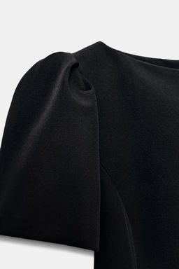 PLEATED SHORT DRESS WITH POCKETS