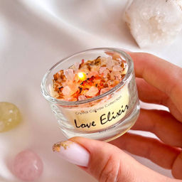Свеча Love Elixir "Любовь" Розовый кварц, Роза (привлечение любви)