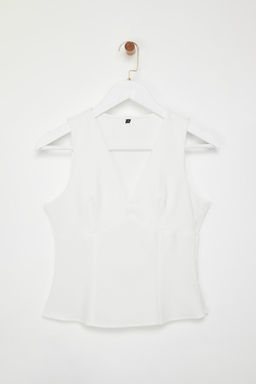 Ekru V Yaka Slim Fit Dokuma Bluz TWOSS25BZ00055