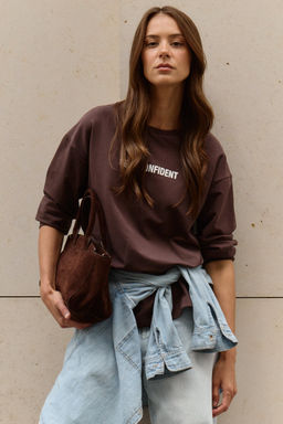 Лонгслив оверсайз с принтом SELF CONFIDENT