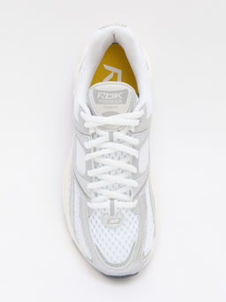 Женские кроссовки REEBOK RBK PREMIER TRINITY Артикул 4271696, белый