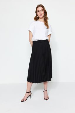 TRENDYOLMILLA Siyah Klos Yuksek Bel Midi Piliseli Smart Krep Orme Etek TWOSS23ET00048