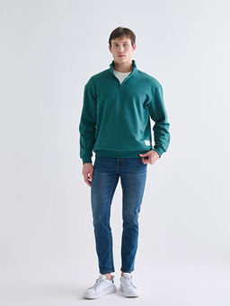 Dik Yaka Erkek Sweatshirt