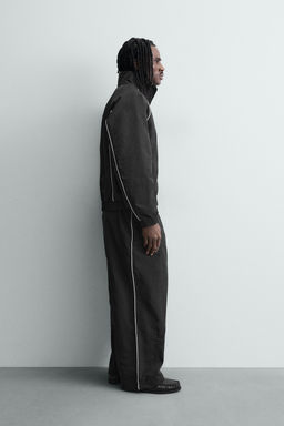 PANTAL?N JOGGER T?CNICO BANDAS CONTRASTE / Negro - Zara фото 4
