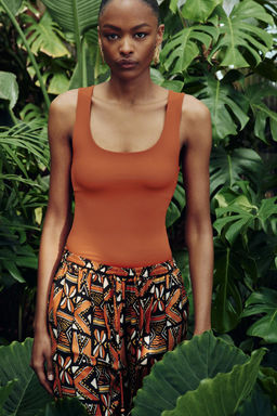 POLYAMIDE TOP WITH WIDE STRAPS - Zara фото 57