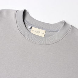 Футболка с нашивкой женская MIST Base, светло-серая, размер 50