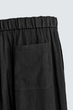 PANTAL?N RELAXED FIT RELIEVE / Negro - Zara фото 10