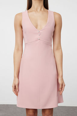 Pudra A Kesim Dugme ve S?rt? Fiyonk Detayl? Mini Dokuma Elbise TWOSS24EL00987 - Trendyolmilla фото 4