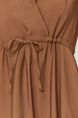 Kahverengi Belden Ac?lan V Yaka Midi Dokuma Elbise TWOSS24EL00501 - Trendyolmilla фото 5