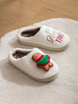 Kad?n Pel?? Ev Terli?i