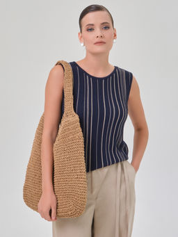 Блузка вязаная без рукавов