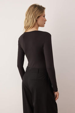 Siyah Soft Touch Kruvaze Drapeli Alttan C?tc?tl? Esnek Orme Body TWOAW26BD00015