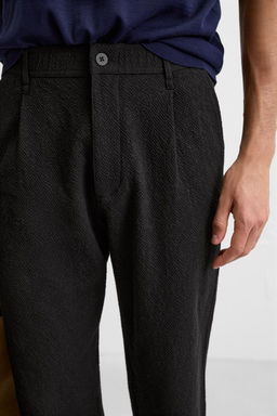 TEXTURED PLEATED TROUSERS - Zara фото 14