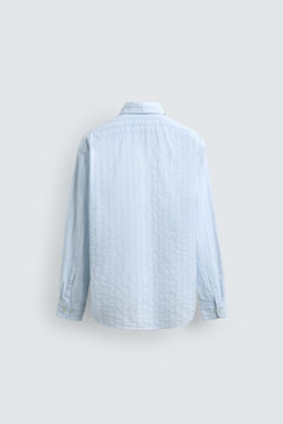 CAMISA REGULAR FIT RAYAS / Celeste claro