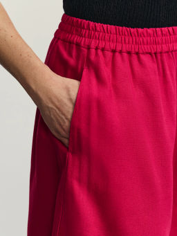 Льняные шорты свободного кроя / Zarina фото 5