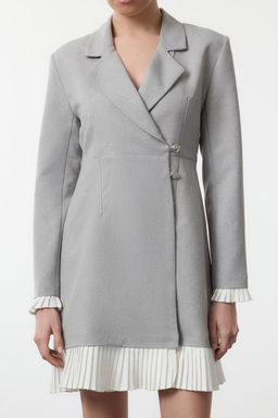 Gri Piliseli Mini Dokuma Ceket Elbise TWOAW25EL00537 - Trendyolmilla фото 3