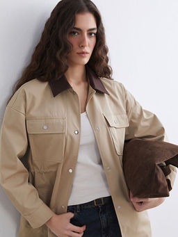 Kontrast Yaka Kad?n Mont