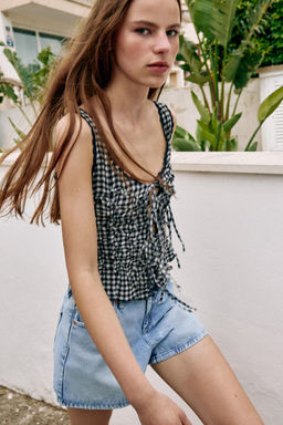 TOP DRAPEADO CUADRO VICHY / Crudo / Azul