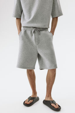 Pantal?n corto efecto neopreno Relaxed Fit - H&m фото 8