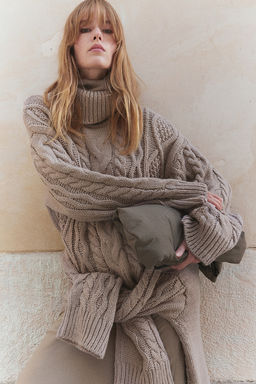 Jersey de cuello alto en punto trenzado - H&m фото 3