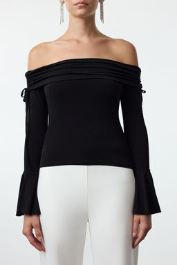 Trendyolmilla Tas Carmen Yaka Baglama Detayl? Ispanyol Kol Orme S?k Bluz TPRAW25BZ00009