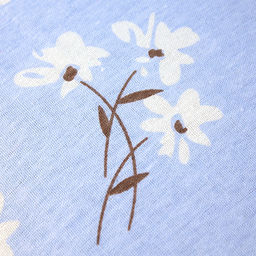 Наволочка декоративная 43х43см "Цветы на голубом", искусственная ткань, рисунок с 2-х сторон, на молнии (Китай)