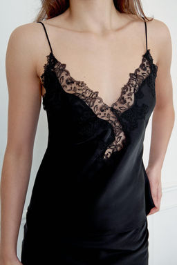 TOP SATINADO TIRANTES ENCAJE / Negro - Zara фото 2