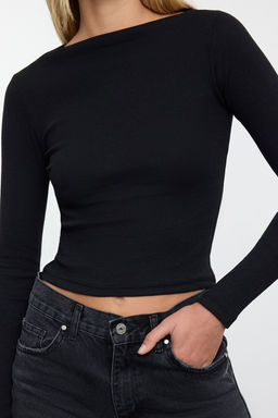 Trendyolmilla Siyah Kay?k Yaka Fitted/Vucuda Oturan Fitilli Esnek Orme Bluz TWOAW25BZ00271  фото 4